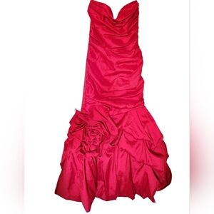 Elegant Red Strapless Dress with Floral Detail
